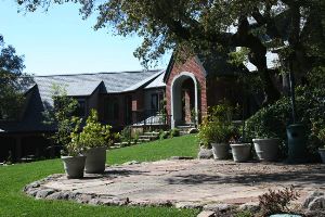 Loading...