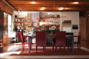 Loading...